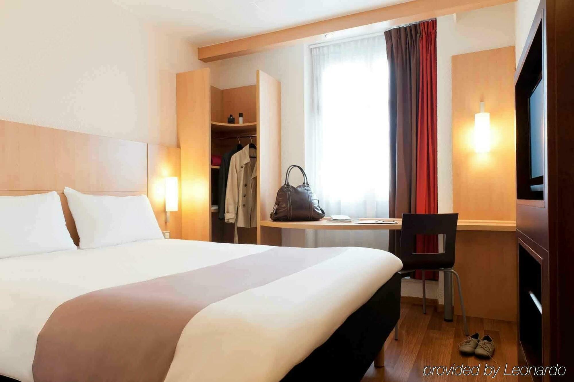 Ibis Limoges Centre Hotel Bagian luar foto